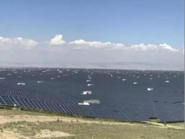 前进前进:光伏五年的创新与成长