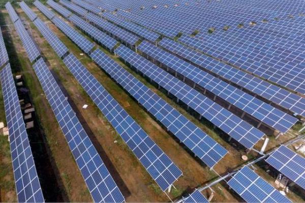 聊城一历史名村砸钱3个亿打造光伏基地,周边3000贫困户受益