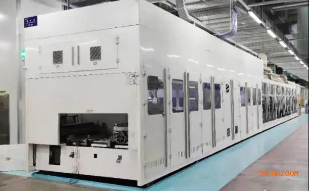 中为光电成功研发光伏硅片脱胶插片清洗一体机