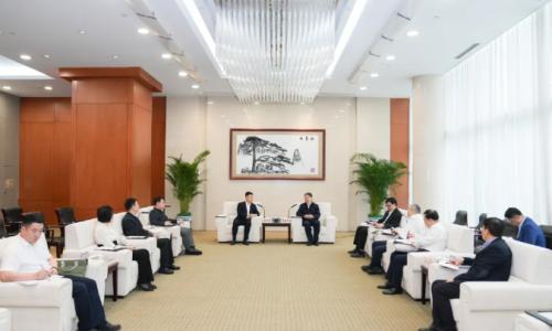 温枢刚会见辽宁营口市委书记姚华明