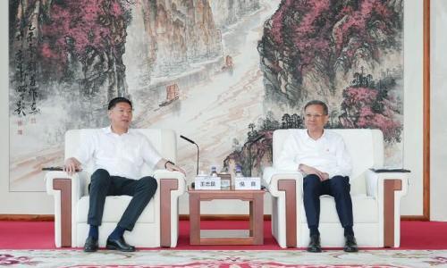 中国能建倪真与辽宁鞍山市委书记王忠昆会谈