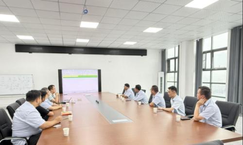 深化交流促提升,金江能源禄丰公司参观云南金伟圳元500WM全钒液流储能系统集成生产线项目
