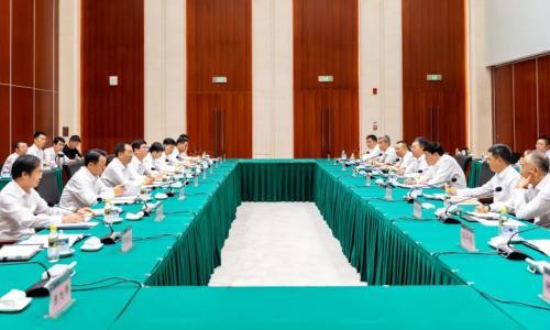 国家能源集团与国家电网公司举行会谈,双方围绕新型电力系统建设等深入交流
