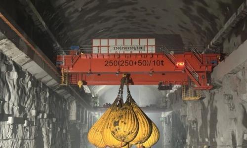安徽石台抽水蓄能电站主厂房250吨桥机及岩壁吊车梁负荷试验圆满完成