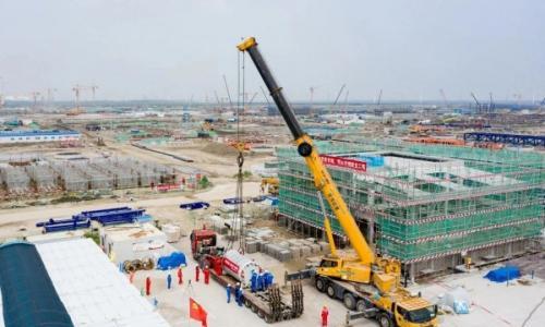 蓝海新材料项目电解水制氢装置核心设备进厂