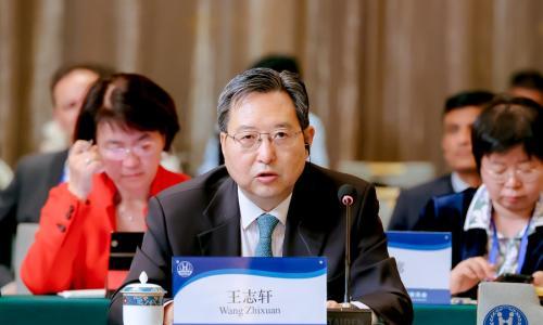 专访王志轩: 以太阳能、风能替代传统能源的绿色转型趋势不会变