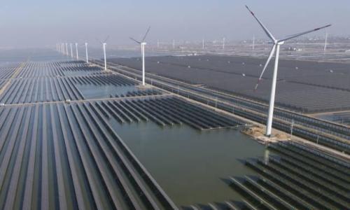 中国加速布局叠层电池 全球新一轮光伏竞赛打响