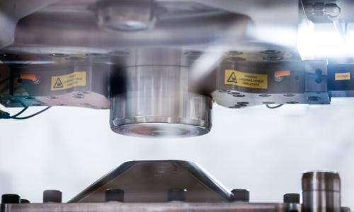 Cell Impact向领先的亚洲汽车制造商交付成型工具