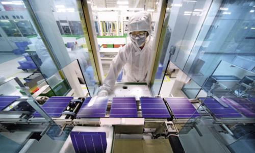 天合光能钙钛矿-硅串联光伏技术取得新进展