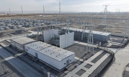 中国能建山西电建承建的立新皮山县二期200兆瓦/800兆瓦时独立储能项目实现全容量并网发电!