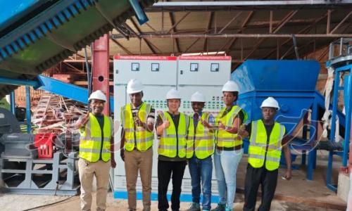 布隆迪客户采购郑州鼎力生物质颗粒生产线顺利投产