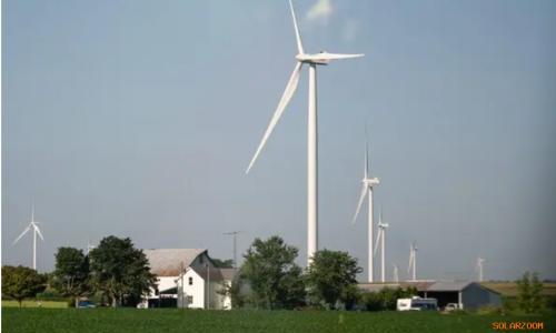 特朗普的"封锁"正在全国范围内建设数百个风能和太阳能项目