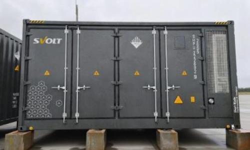 深耕欧洲市场!蜂巢能源保加利亚41MWh短刀叠片储能系统项目正式投运