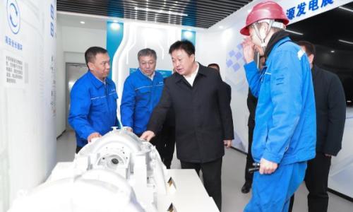 昌吉州党委书记曾艳阳赴木垒县调研100万千瓦二氧化碳压缩空气储能综合能源示范项目