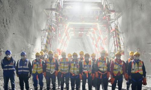 新疆若羌抽水蓄能电站5号施工支洞顺利开钻