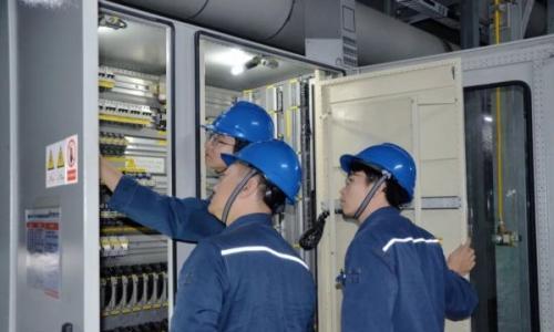 南网储能清远抽水蓄能电站完成500KV断路器保护及短引线保护装置首次改造