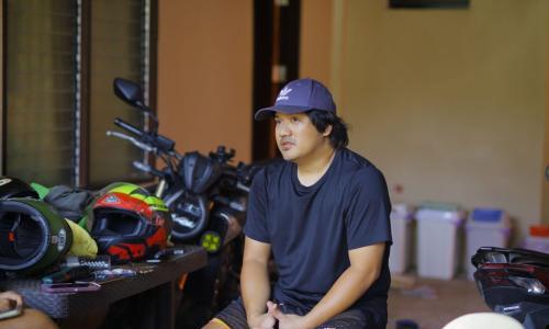 当石油和电力线路失效时,菲律宾卡米金岛利用太阳能自行发电