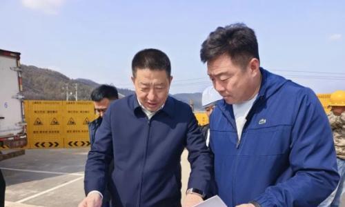 杨吉国调研县城供水管网更新改造项目和辽水新能(抚顺)100MW/400MWh压缩空气储能+飞轮储能示范项目