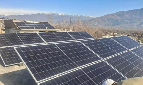 中国光伏产品让多国家庭有了"发电站"