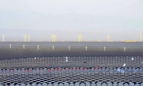 哈密单日发电量破纪录!"光热+光伏" 技术领跑全国