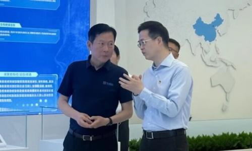 外交部办公厅副主任程卫华一行考察中海储能兰考智能制造基地