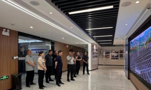 中国农业银行领导到访金江能源集团,深入调研双柏县200MW/800MWh全钒液流储能电站