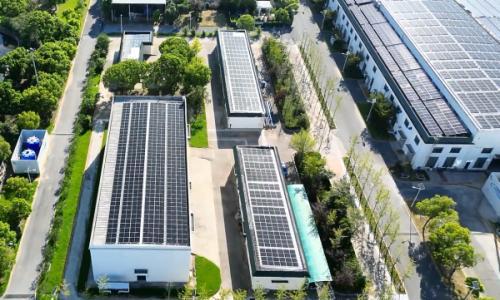 应布尽布!水厂上面"种太阳",嘉源集团光伏及储能项目全面建成!