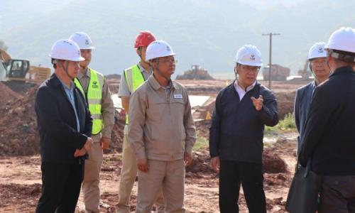 楚雄州人大常委会党组书记、主任翁斌调研双柏县构网型全钒液流储能电站项目