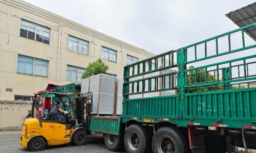 蓄热赴暖,助力双碳: 贺迈相变热池陆续发运,护航区域清洁供暖