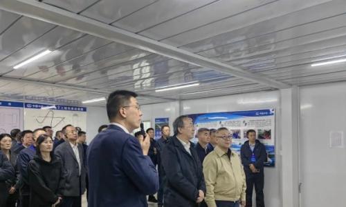 陕西省招商引资观摩团走进中铁一局铜川压气储能项目